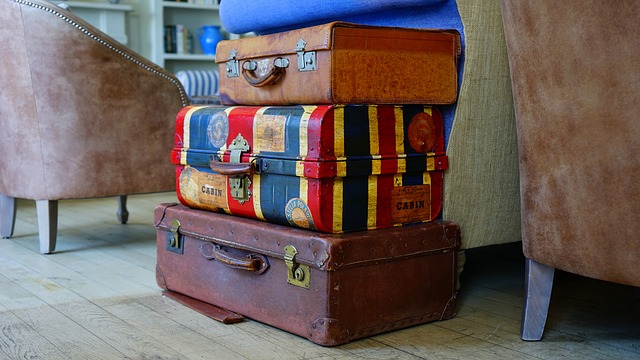 tři kufry