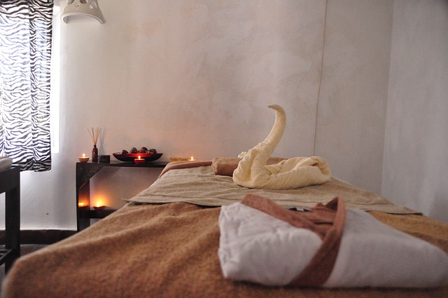 Posteľ, relaxačná izba, masáž.jpg